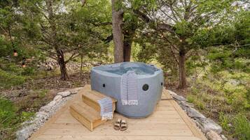 Baignoire à remous extérieure