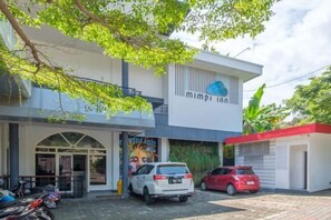 Exterior - INNCA Mimpi Inn, Semarang (Gajahmungkur)