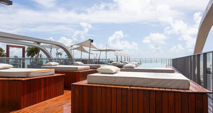 Setai Yacht Apart - Hotel by Lesuites