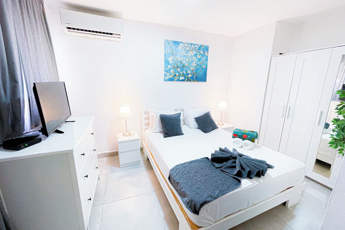 Down duvets, in-room safe, individually decorated