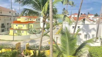 Villa, 1 Bedroom, Garden View | Terrace/patio