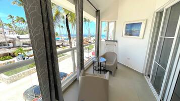 Apartment, 1 Bedroom, Ocean View | Living area | 43-inch flat-screen TV with cable channels