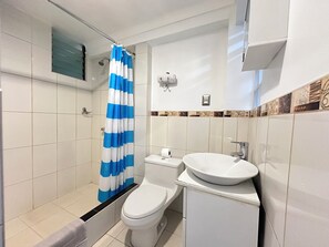 Classic Single Room | Bathroom