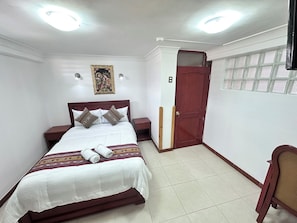 Economy Double Room | Desk, laptop workspace, free WiFi