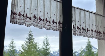 Apartment Valfréjus 6, 8 persons resort center