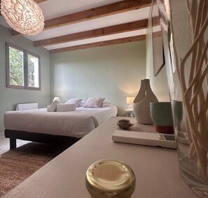 3 bedrooms, iron/ironing board, travel crib, WiFi