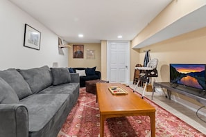 House, City View | Living area