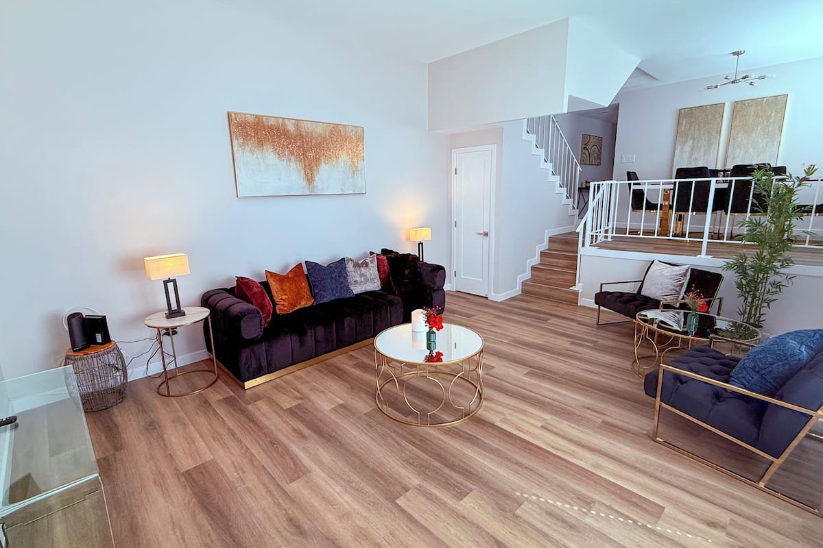 Deluxe Apartment, 3 Bedrooms, Non Smoking | Living area | 55-inch LCD TV with digital channels