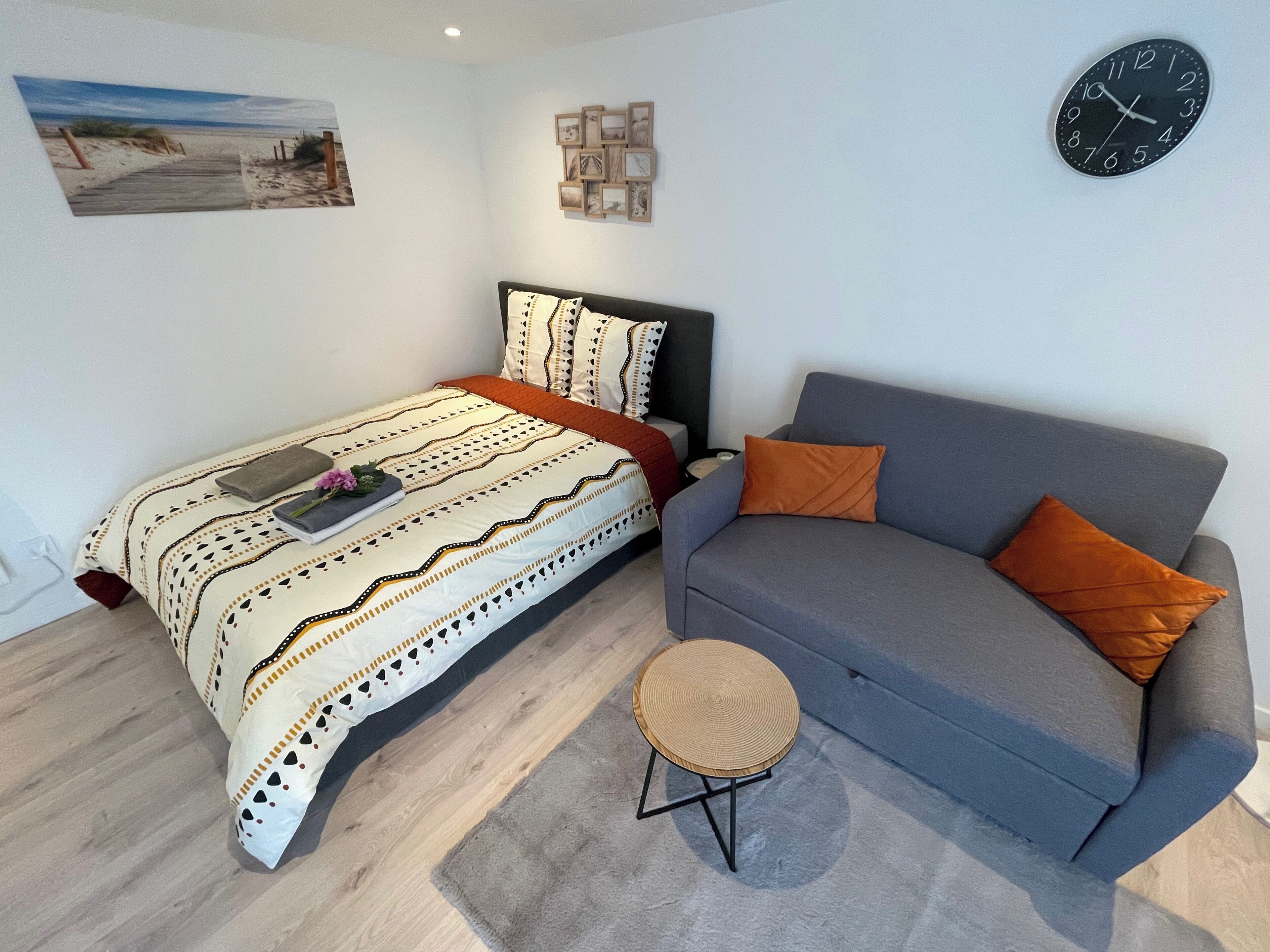 1 bedroom, iron/ironing board, WiFi, bed sheets