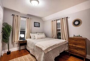 3 bedrooms, WiFi, bed sheets