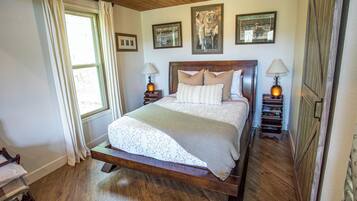 1 chambre, fer et planche Ă repasser, Wi-Fi, draps fournis