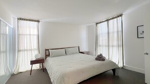 Desk, iron/ironing board, travel cot, WiFi