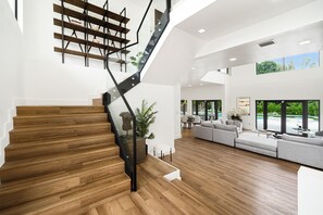 Interior - Villa Rio Grande 8BR Lazy River Pool + Pickleball (Miami)