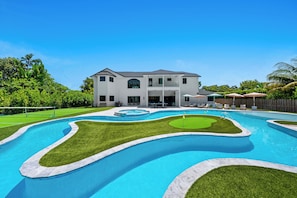 Outdoor pool, a heated pool - Villa Rio Grande 8BR Lazy River Pool + Pickleball (Miami)