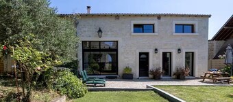 Charming house | Enclosed garden | Absolute tranquility