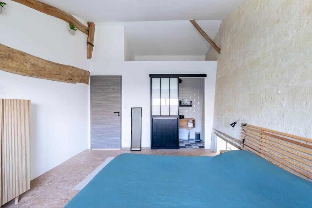 2 多间卧室、办公桌、熨斗/熨衣板、旅行婴儿床