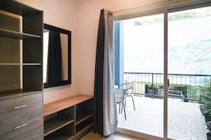 Condo superior, vista para a cidade | Cortinas blackout, Wi-Fi de cortesia