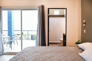 Superior Condo, City View | Blackout drapes, free WiFi