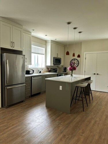 Oceana Retreat: Cozy 1BR with Outdoor Oasis