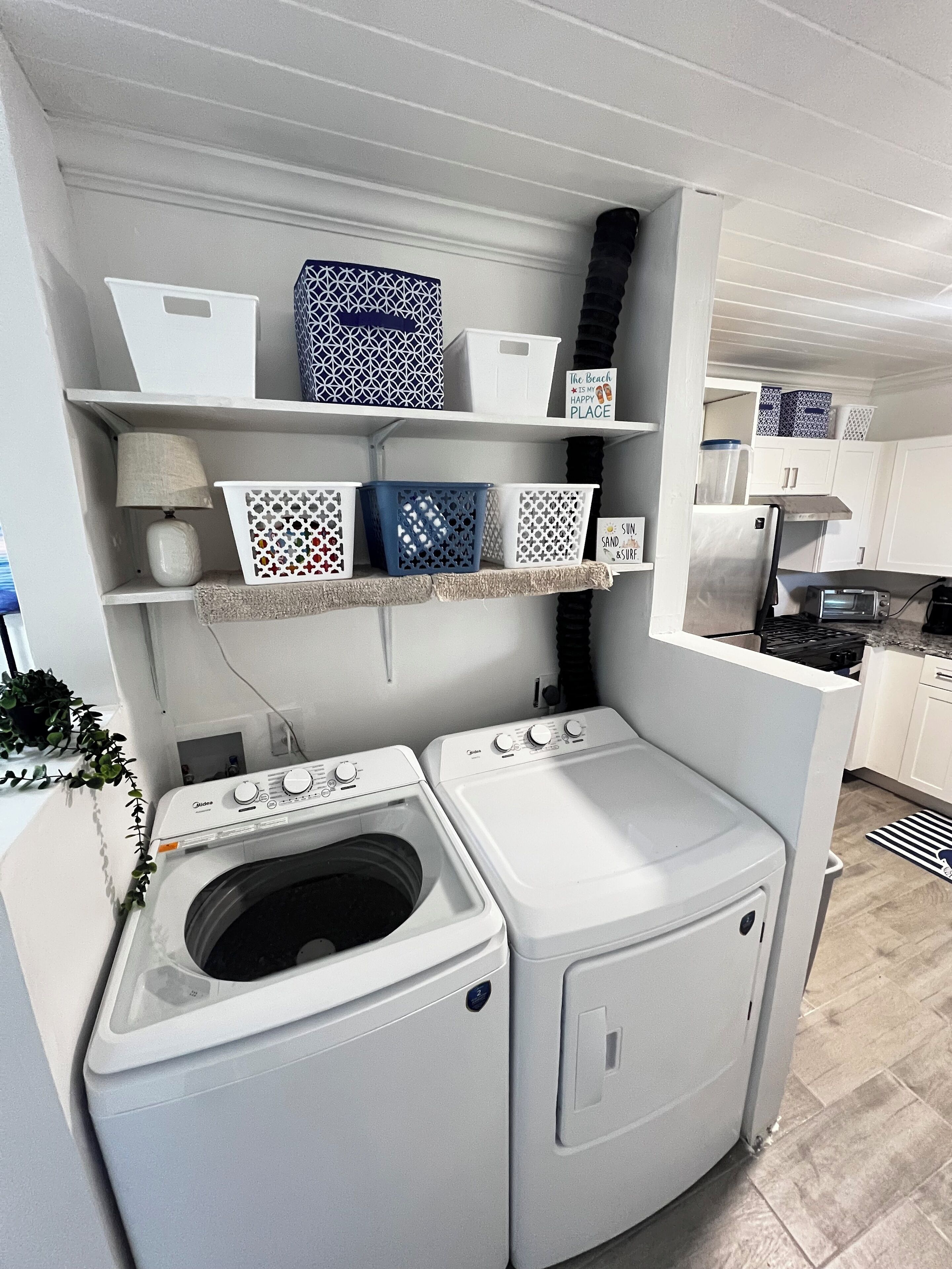 Micro-ondes, four, plaque de cuisson, lave-vaisselle