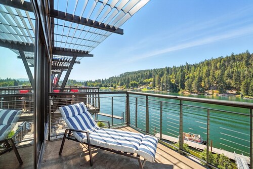 The River Penthouse