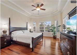 4 bedrooms, iron/ironing board, WiFi, bed sheets