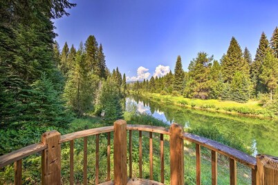 Loose Moose Lodge: Trophy Fishing & Hunting