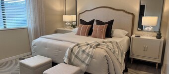 Serene 3-bedroom house 15 min. from downtown Phoenix and Sky Harbor Airport.