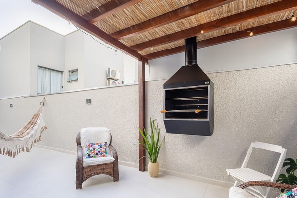 Basic Apartment | Terrace/patio