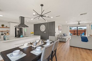 Exterior - Gulf Gate Poolside Retreat (Sarasota)