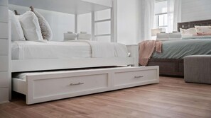 Studio, Multiple Beds (Village of SoWal B483)