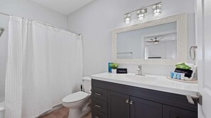 Studio, Plusieurs lits (Village of SoWal B483) | Salle de bain