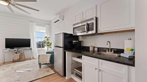 Studio, Multiple Beds (Village of SoWal B483) | Private kitchen