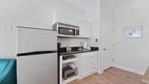 Studio, Multiple Beds (Village of SoWal B483) | Private kitchen