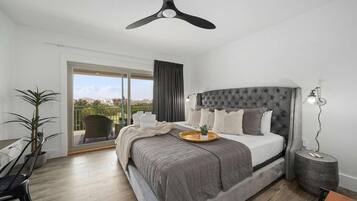 Studio, 1 King Bed (Inn at Seacrest Beach 408)