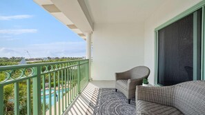 Studio, 1 King Bed (Inn at Seacrest Beach 408) | Property grounds