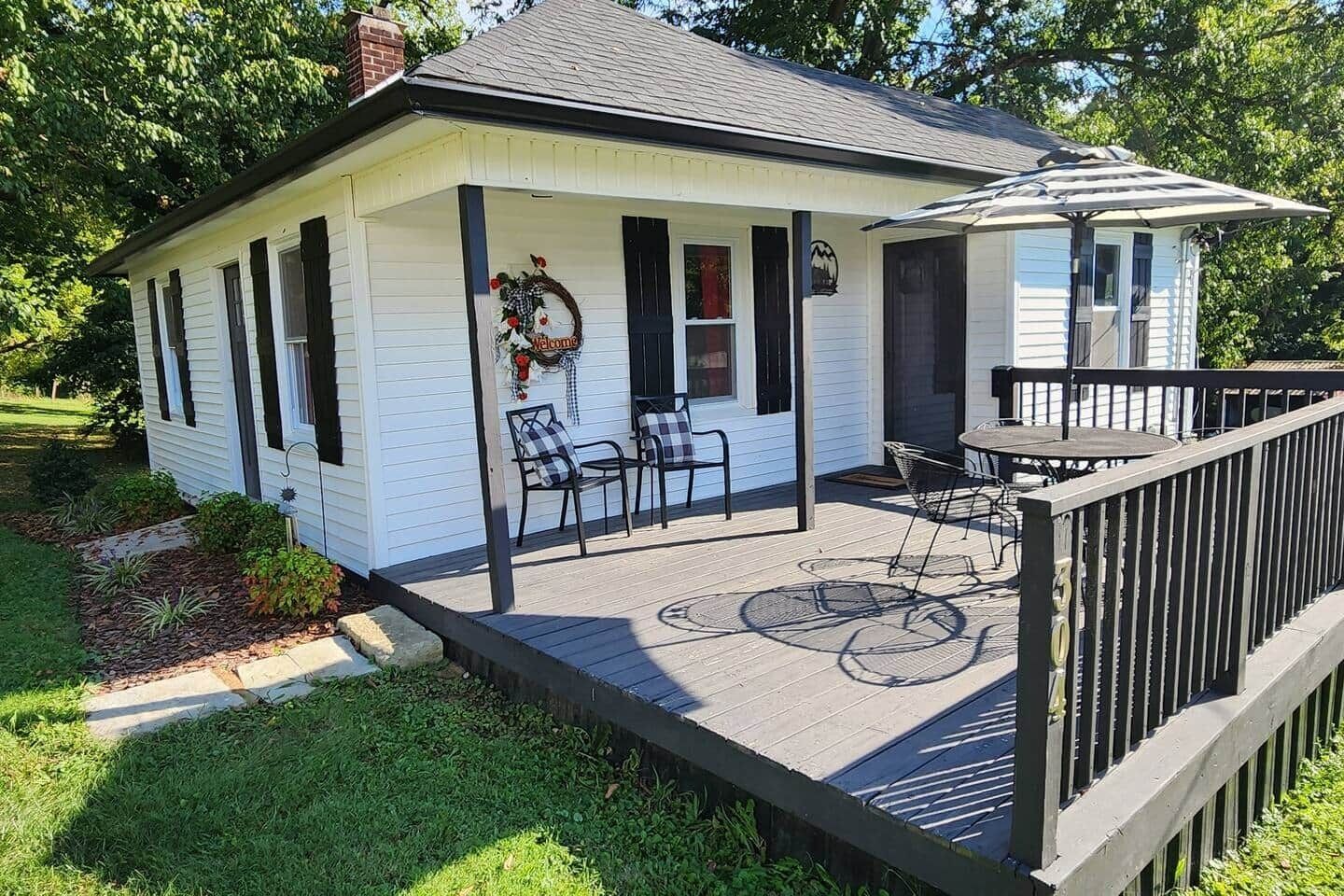 屋外ダイニングエリア