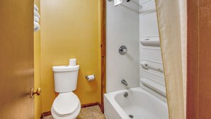 Unclassified image, 3 of 22, button - Rodeway Inn (Post)