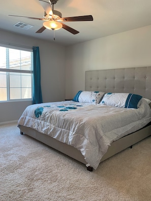 3 bedrooms, iron/ironing board, WiFi, bed sheets
