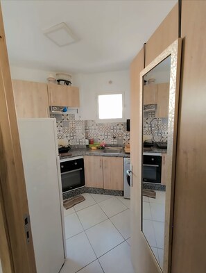 Microwave, oven, stovetop