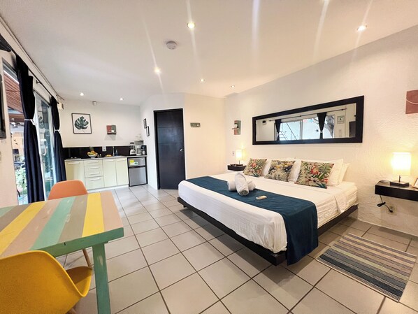 Deluxe Studio, Patio, Courtyard View | In-room safe, blackout drapes, free WiFi