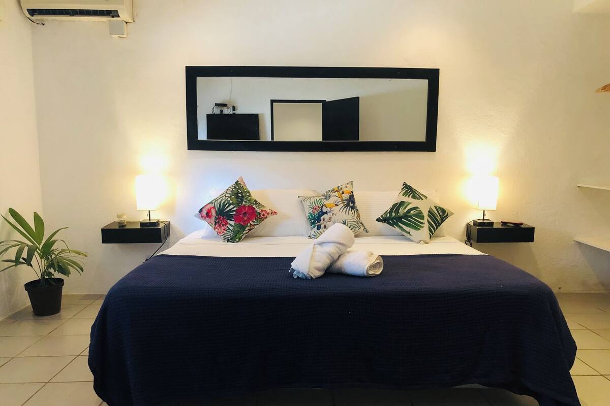 Quarto família, varanda | Cofres nos quartos, cortinas blackout, Wi-Fi de cortesia