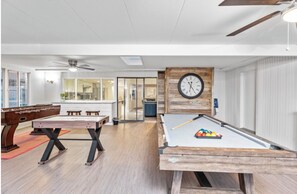 غرفة الألعاب