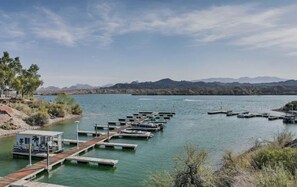 Marina - New!!! Sams Beachcomber Resort
Island living 2bd, 1ba (Lake Havasu City)