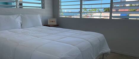 2 bedrooms, iron/ironing board, WiFi, bed sheets