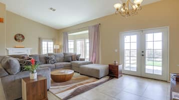 TV, fireplace, offices