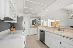 Microwave, oven, stovetop, dishwasher