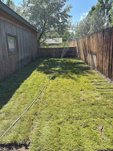 Dog friendly with fenced in back yard Peaceful cabin with AC in charming Worland