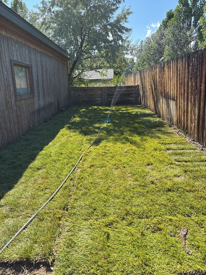 Dog friendly with fenced in back yard Peaceful cabin with AC in charming Worland