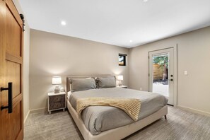 4 bedrooms, WiFi, bed sheets